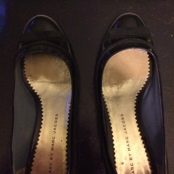 Shoes - Picture 1 of 3